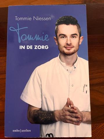 Tommie in de zorg verzorgende IG verpleegkundige beschikbaar voor biedingen