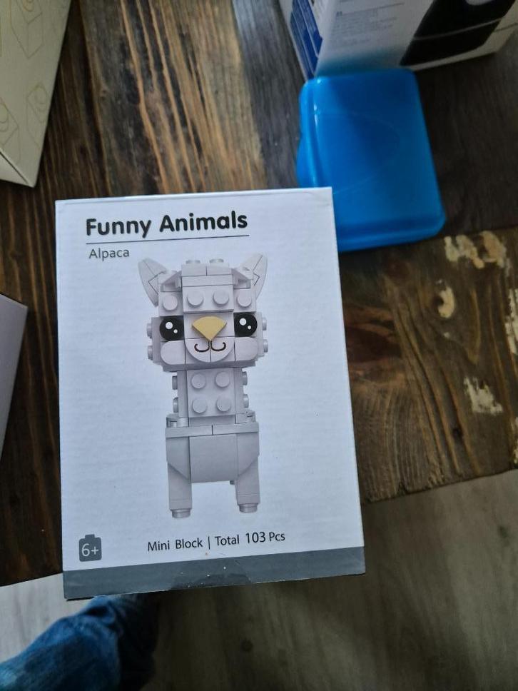 bouwstenen ( lego ) funny animals alpaca wit mini blocks, Kinderen en Baby's, Speelgoed | Bouwstenen, Nieuw, Overige merken, Ophalen of Verzenden