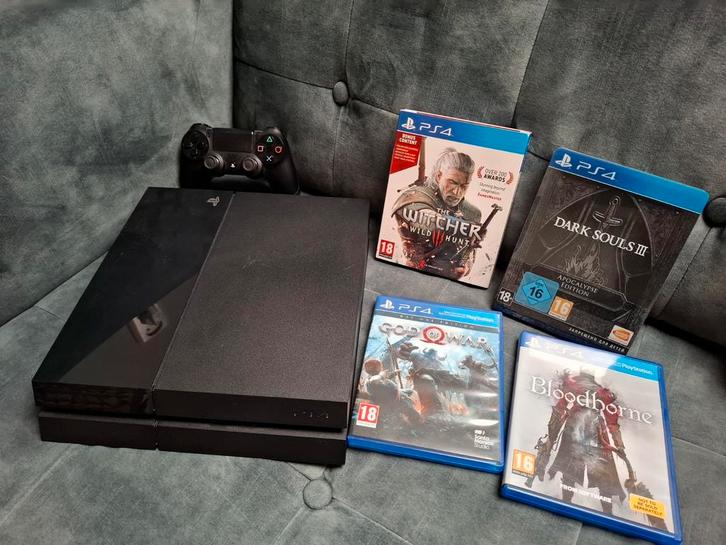 PlayStation 4 met A+ games, Spelcomputers en Games, Spelcomputers | Sony PlayStation 4, Zo goed als nieuw, Original, 500 GB, Met 1 controller