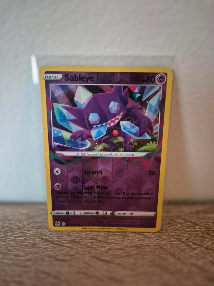Sableye - Lost Origin 70/196 Pokémonkaart, Hobby en Vrije tijd, Verzamelkaartspellen | Pokémon, Zo goed als nieuw, Losse kaart