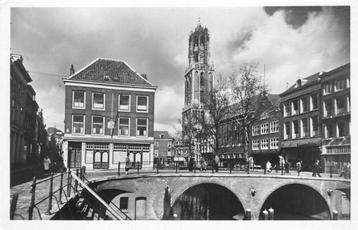 (300-436-025) Utrecht Oude Gracht beschikbaar voor biedingen