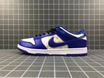 Nike SB Dunk Low | Supreme Stars Hyper Royal, Nike SB, Blauw, Nieuw, Ophalen of Verzenden