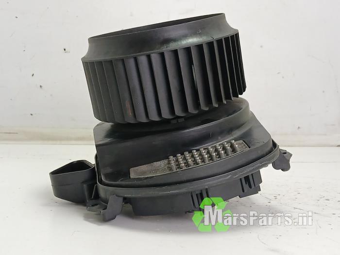 Kachel Ventilatiemotor van een Mercedes CLA, Auto-onderdelen, Overige Auto-onderdelen, Mercedes-Benz, Gebruikt, 3 maanden garantie