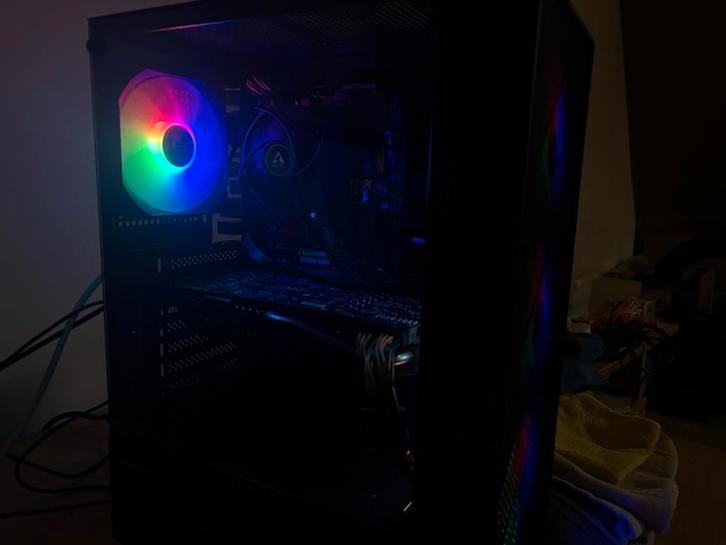 Intel I5 beginners gaming pc, Computers en Software, Desktop Pc's, Zo goed als nieuw, 3 tot 4 Ghz, SSD, 16 GB, Met videokaart