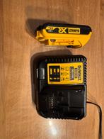 Dewalt accu lader met accu te koop, Ophalen of Verzenden, Zo goed als nieuw