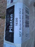 Nieuwe plinten, 5cm hoog, 240cm lang 10 stuks, Ophalen, Nieuw, Mdf, 200 tot 250 cm