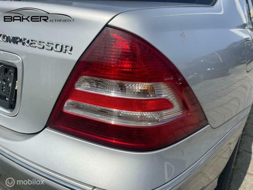 Achterlicht rechts Mercedes C-klasse W203 ('00-'07), Auto-onderdelen, Verlichting, Mercedes-Benz, Gebruikt, Ophalen of Verzenden