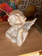 Schattig Engelenbeeld - Decoratief en Charmant, Tuin en Terras, Ophalen of Verzenden, Zo goed als nieuw, Kunststof, Engelenbeeld