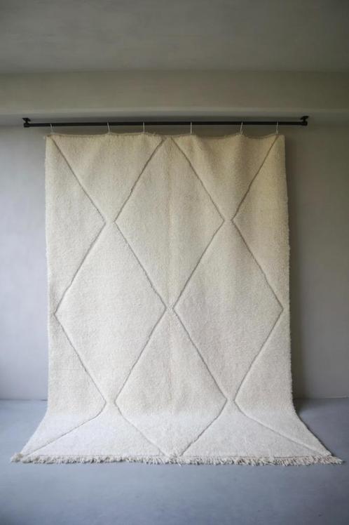 Authentiek Marokkaanse vloerkleed / Wol / Handgeknoopt, Huis en Inrichting, Stoffering | Tapijten en Kleden, Nieuw, 200 cm of meer