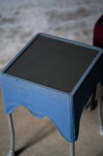 Design bijzettafeltjes van Leolux., Overige materialen, Minder dan 55 cm, Design, Vierkant