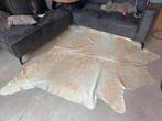 Blond Koeienkleed - Mooie Vloerkleed Decoratie, Huis en Inrichting, Gebruikt, Wit, 150 tot 200 cm, Ophalen of Verzenden
