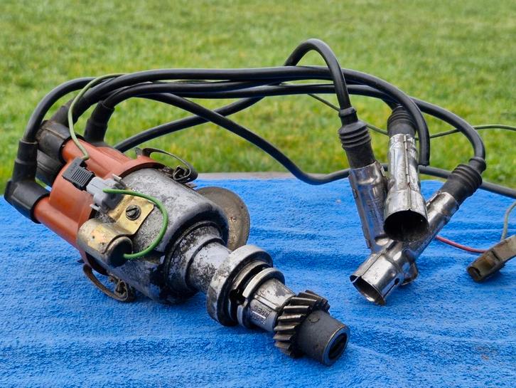 VW Golf 1 distributor - verdeler, Auto-onderdelen, Motor en Toebehoren, Volkswagen, Gebruikt, Ophalen of Verzenden