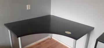 Hoek bureau Blad 120 x 120 Ikea Linnmon Adils zwart/bruin ! beschikbaar voor biedingen