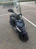 Piaggio Zip 4T – 2015 – Blauw kenteken, Fietsen en Brommers, Scooters | Piaggio, Ophalen, Zo goed als nieuw, Benzine, Zip