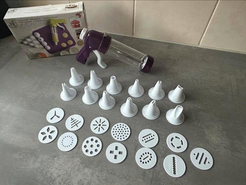 Koekjespers en garneer spuit, Hobby en Vrije tijd, Taarten en Cupcakes maken, Zo goed als nieuw, Versiering, Taarten of Cupcakes