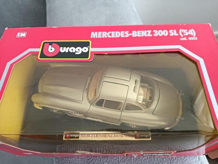 Te koop model auto Mercedes-Ben SL ('54), Hobby en Vrije tijd, Modelauto's | 1:24, Zo goed als nieuw, Bburago, Ophalen of Verzenden