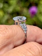 Prachtige 18K gouden ring met diamanten totaal 4.72 caraat!!, Nieuw, Ophalen of Verzenden, 17 tot 18, Met edelsteen