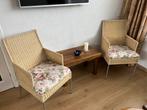 2 rieten stoelen met kussen, voor binnen of buiten, Tuin en Terras, Tuinsets en Loungesets, Ophalen, Zo goed als nieuw, 2 zitplaatsen