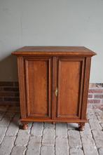 Prachtig strak antiek eiken houten Art Deco kastje, dressoir, Verzenden