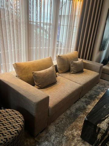 Bankstel 3 zits beschikbaar voor biedingen