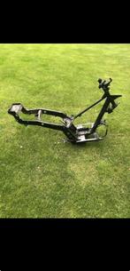 Gilera runner frame gezocht!, Fietsen en Brommers, Ophalen of Verzenden, Zo goed als nieuw, Frame, Piaggio