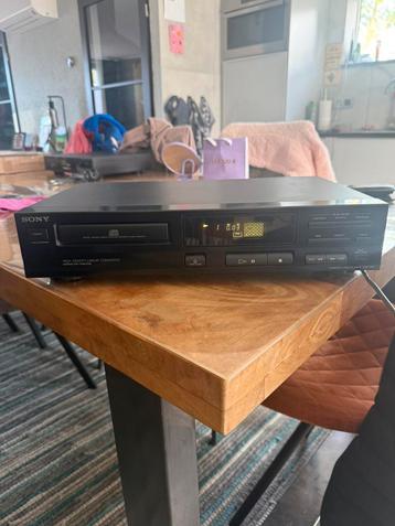 Sony cdp-212 cd speler zwart beschikbaar voor biedingen