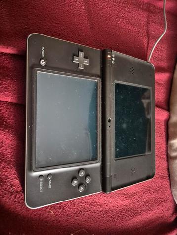 Nintendo DSi XL - Zwart beschikbaar voor biedingen