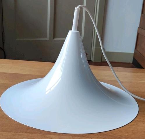 W.L.P. lamp hanglamp heksenhoed l vintage l wit l ZGAN, Huis en Inrichting, Lampen | Hanglampen, Zo goed als nieuw, Minder dan 50 cm