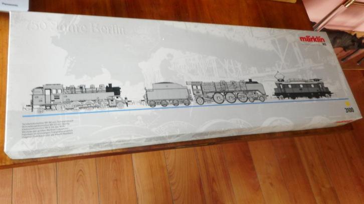 MARKLIN 3100 LOCOMOTIEF set ;750 jaar Berlijn , 3 locs ,ovp, Hobby en Vrije tijd, Modeltreinen | H0, Nieuw, Treinset, Wisselstroom