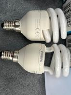 2x Philips Tornado Spiral 8W WW 827 sparlamp, Ophalen, Gebruikt, Metaal of Aluminium
