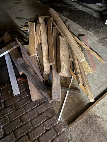 Kachelhout aanmaakhout hout planken balken beschikbaar voor biedingen