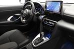 Toyota Yaris Cross 1.5 Hybrid Dynamic | HEAD UP | STUURVERWA, Stof, Gebruikt, Met garantie (alle), 116 pk