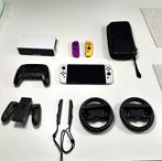 Nintendo Switch OLED (wit) + extra Joy-Cons + Pro Controller, Ophalen of Verzenden, Zo goed als nieuw, Met 3 controllers of meer