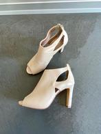 J100 Scapa maat 39 open leren schoenen hak pumps leer beige, Scapa, Zwart, Ophalen of Verzenden, Zo goed als nieuw