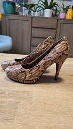 Tamaris pumps maat 39, Kleding | Dames, Schoenen, Tamaris, Ophalen of Verzenden, Zo goed als nieuw