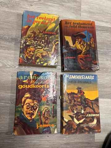 Arendsoog boekenserie - 4 delen beschikbaar voor biedingen