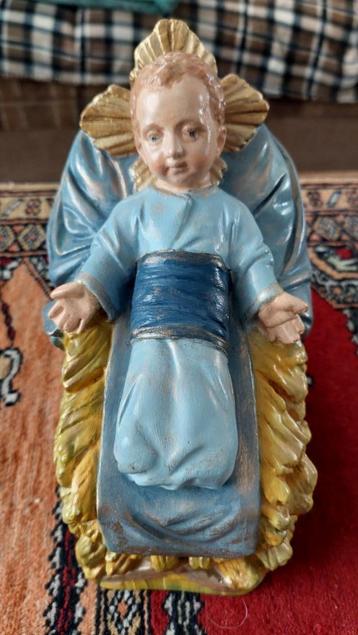 Kindje voor uw kersttafel. Prachtig beeld { 20cm}. Uniek ! beschikbaar voor biedingen