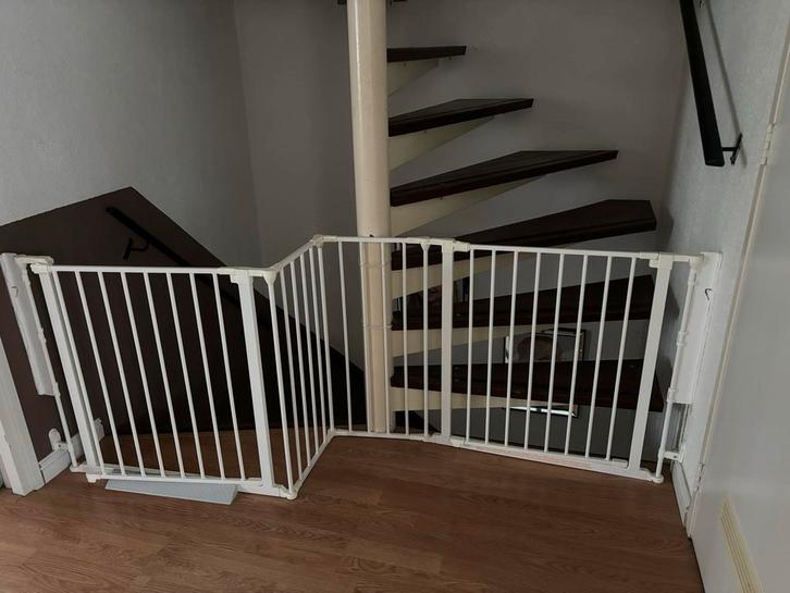 Traphekje voor dubbele trap, Kinderen en Baby's, Traphekjes, Gebruikt, Schroefhekje, Metaal of IJzer, 115 cm of meer, Ophalen