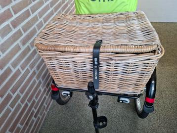 Basil bax m fietsmand met hoes beschikbaar voor biedingen