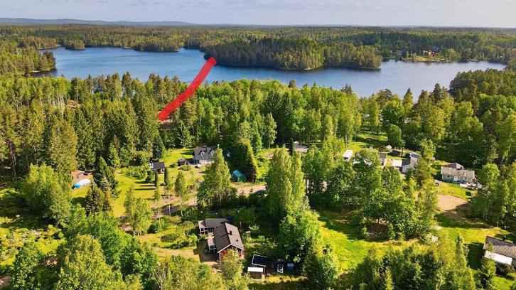 BOUWGROND IN ZUID-ZWEDEN, Huizen en Kamers, Kavels en Percelen, 1500 m² of meer