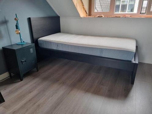 Matras 90 x 200 cm pocketvering, Huis en Inrichting, Slaapkamer | Slaapbanken, Zo goed als nieuw, 90 cm, 200 cm, Eenpersoons, Crème