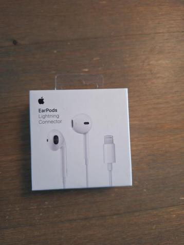 Apple earpods lightning connector, nieuw beschikbaar voor biedingen