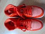 Nike Air schoenen maat 39, Kleding | Dames, Schoenen, Ophalen, Zo goed als nieuw, Oranje, Sneakers of Gympen