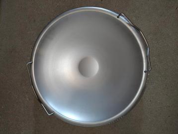 Weber wok 57 cm  beschikbaar voor biedingen