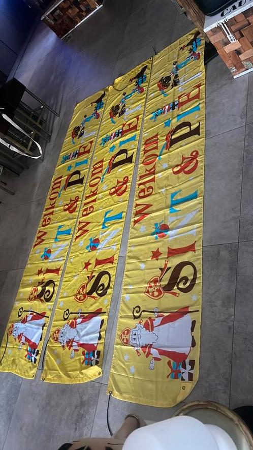 3x banners welkom sint en piet 3 meter lang, Diversen, Sinterklaas, Zo goed als nieuw, Ophalen