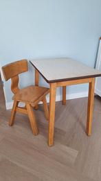 Vintage schooltafel en stoel, Kinderen en Baby's, Kinderkamer | Tafels en Stoelen, Ophalen, Gebruikt, Nvt, Nvt
