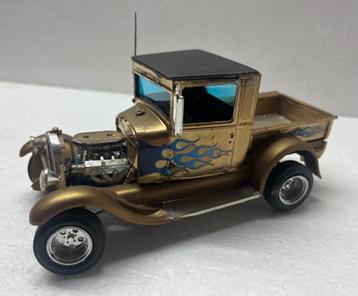 1:24 Ford Model-A Pick-up 1929 , Plastic model beschikbaar voor biedingen