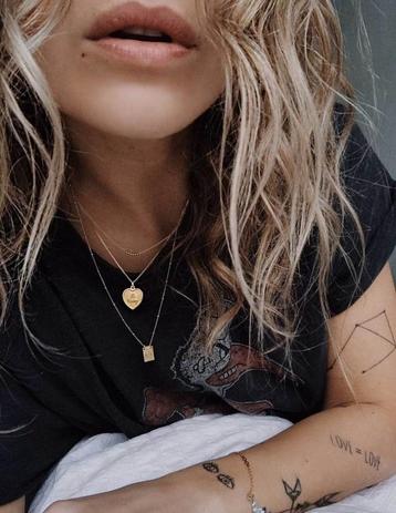 Gouden ketting met hartje Overload Studios (Amsterdams merk) beschikbaar voor biedingen