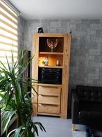 Massief houten hoge kast, Ophalen, 50 tot 100 cm, Zo goed als nieuw, 25 tot 50 cm