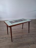 Vintage (bijzet)tafeltje met blad van tegeltjes, Huis en Inrichting, Tafels | Bijzettafels, Ophalen, Minder dan 55 cm, Rond, Nieuw
